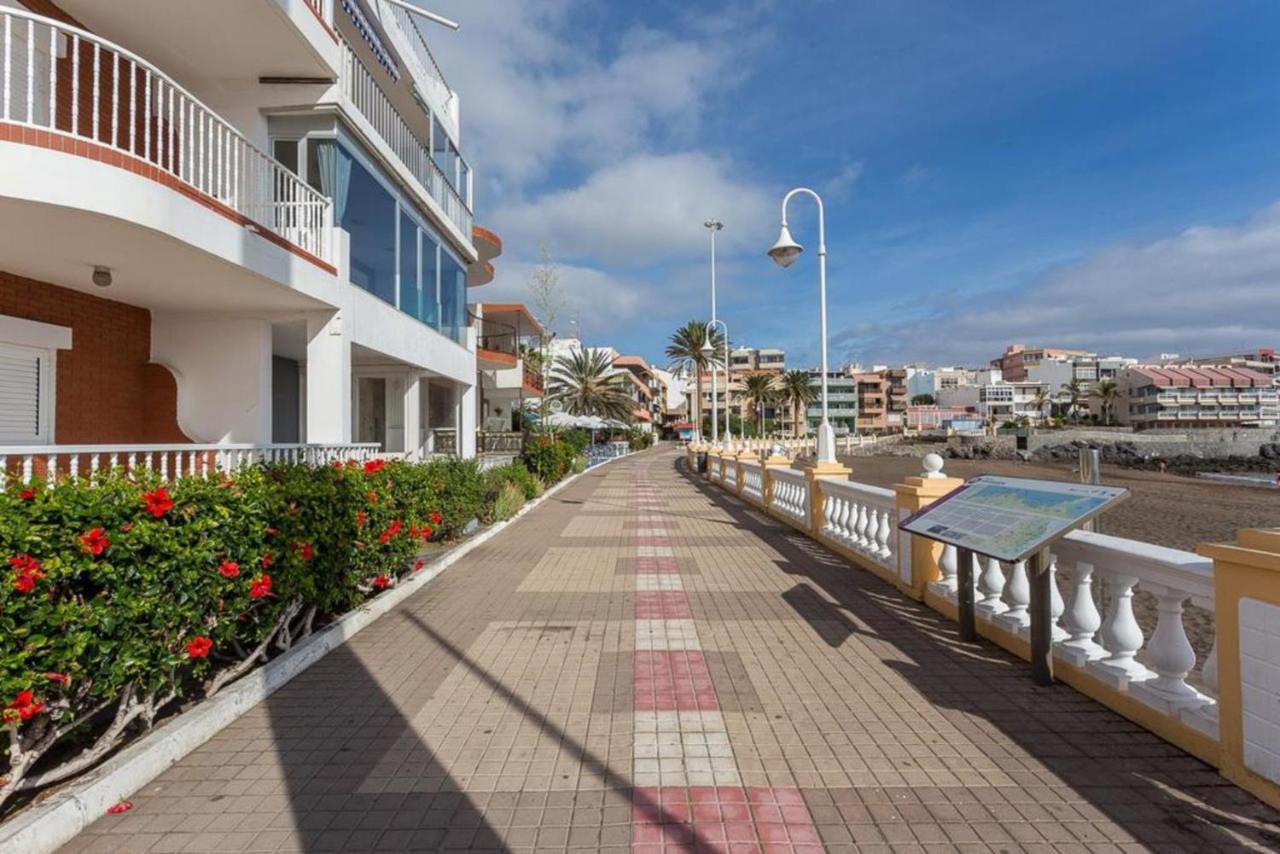 Front Line Beach With Fantastic Terrace. Тельде Екстер'єр фото
