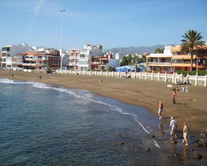 Front Line Beach With Fantastic Terrace. Тельде Екстер'єр фото
