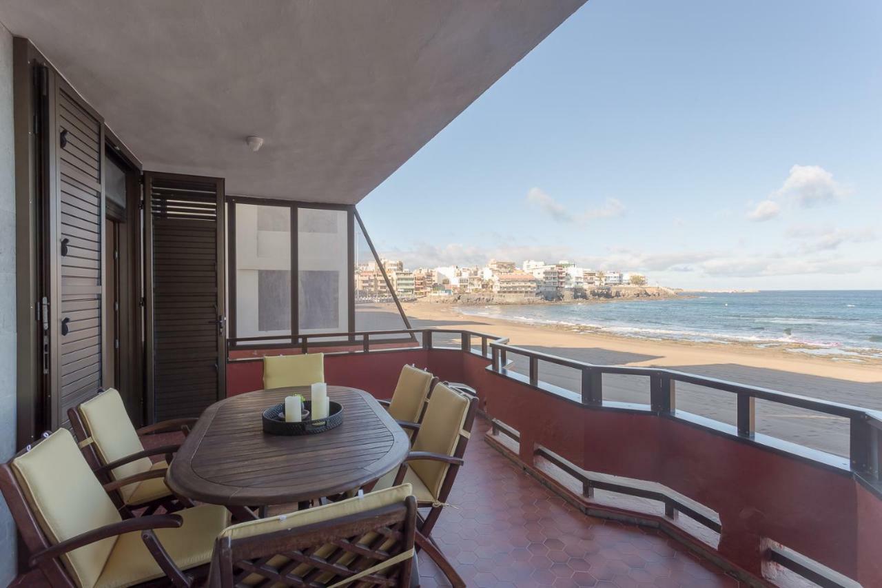 Front Line Beach With Fantastic Terrace. Тельде Екстер'єр фото